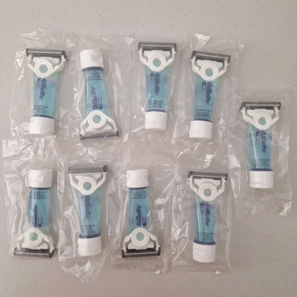 Gillette TREO Disposable‎ Razors With Built-in Shave Gel (9 ct.) NEW SEALED